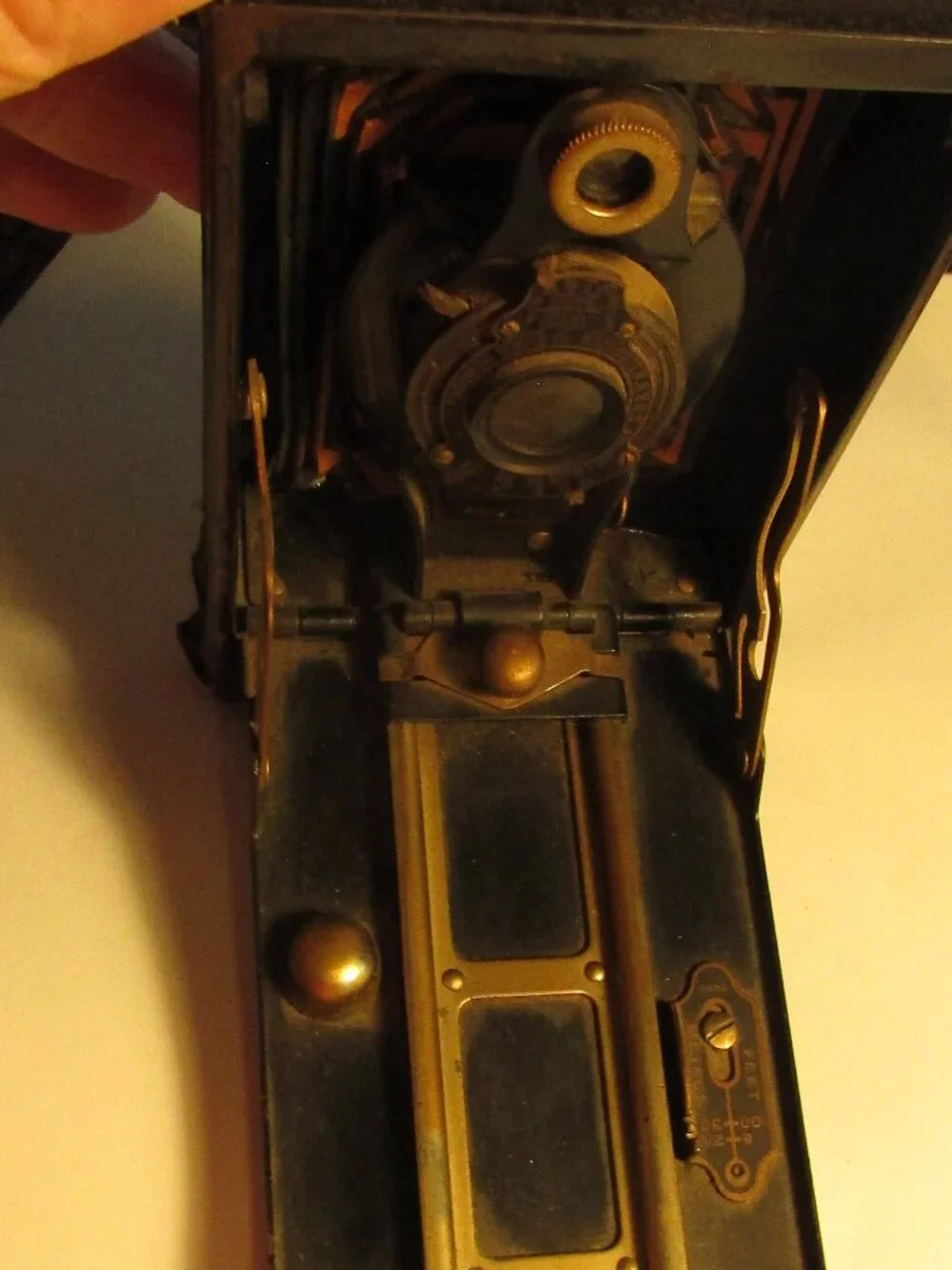 Antique 1920s KODAK EASTMAN FOLDING BROWNIE #2 AUTOGRAPHIC CAMERA